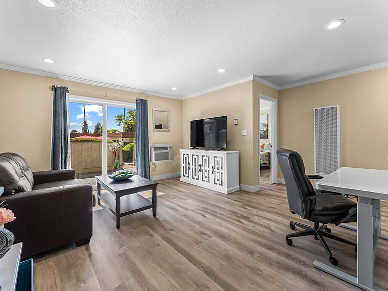 2451 Santa Rita Rd #52 — Photo 43