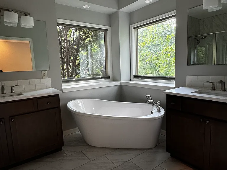 324 N Lancaster Dr — Photo 12