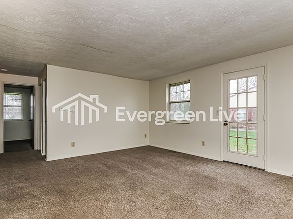 3rd image of 7640 Pomeranian Dr