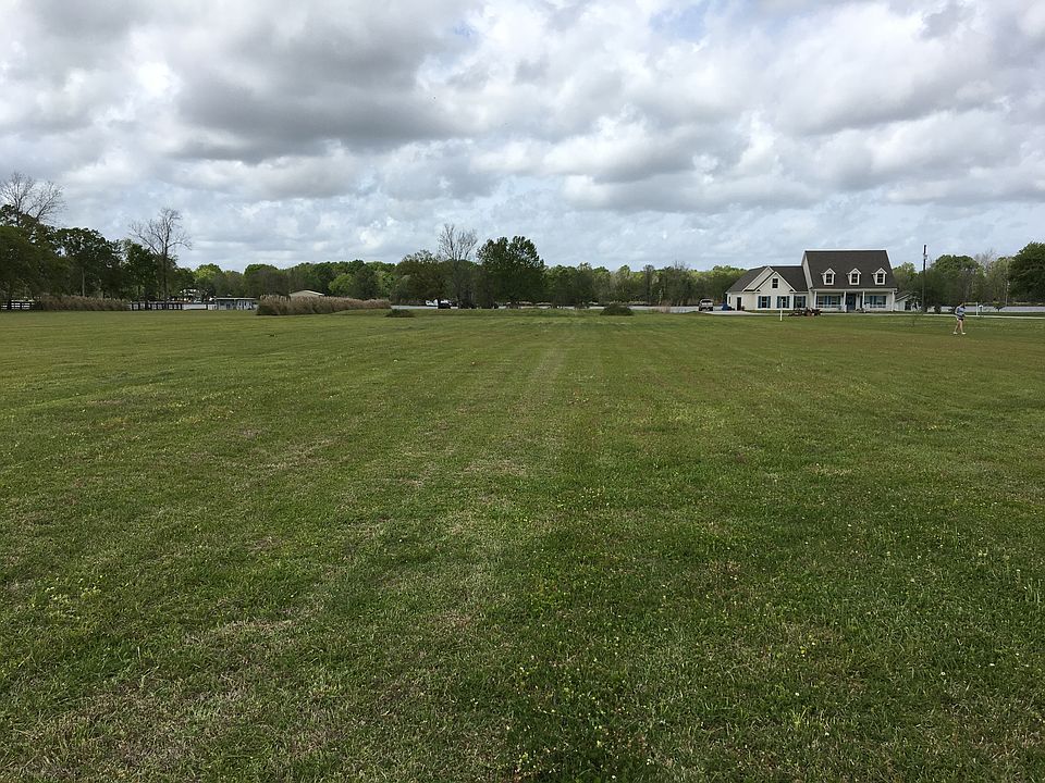 1st image of 00 Fairview Dr