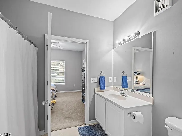 2207 Locksley Woods Dr #A — Photo 17