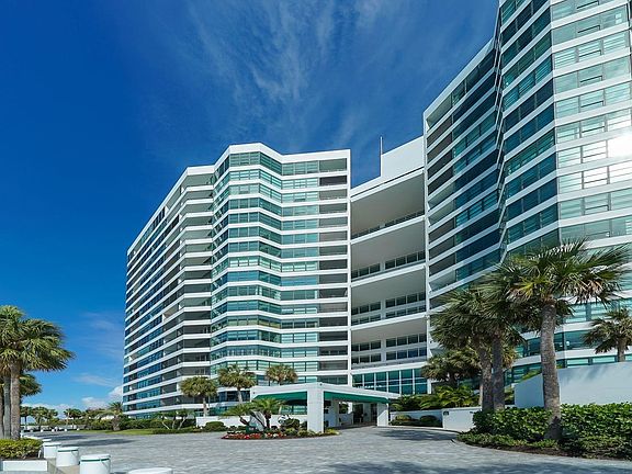 2nd image of 988 Blvd Of The Arts APT 1912