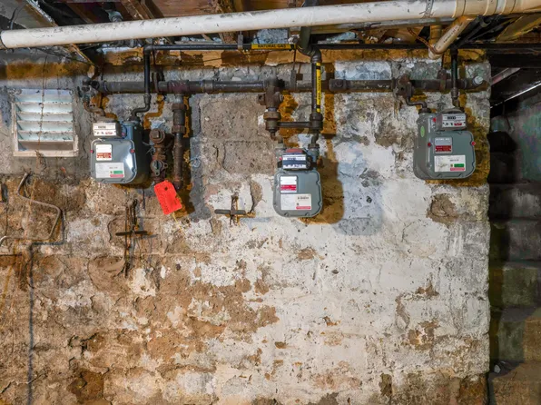 1890 West 6th Street image 29 of 37