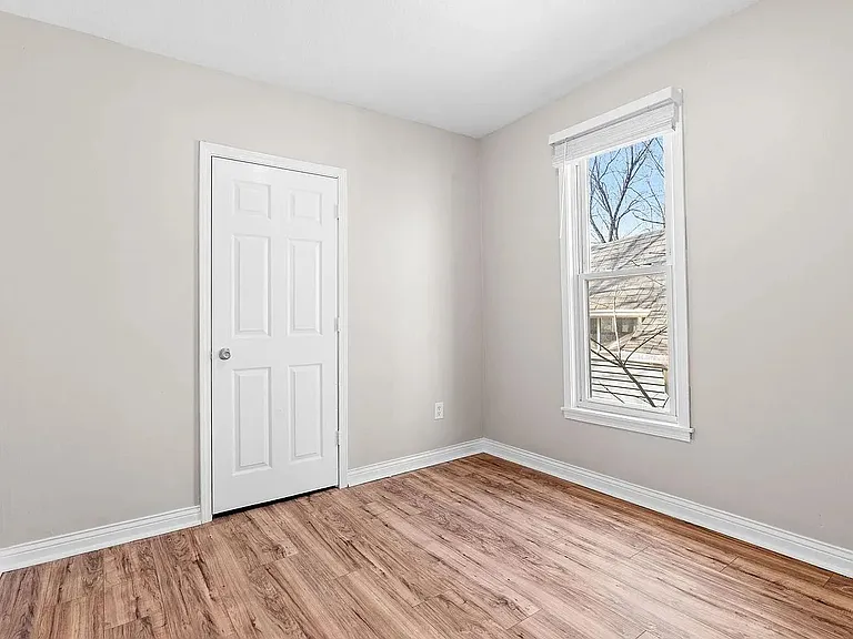 994 Iglehart Ave #2 — Photo 10