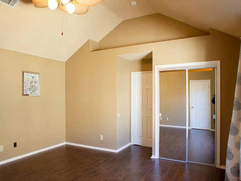 10300 Concord Dr — Photo 15