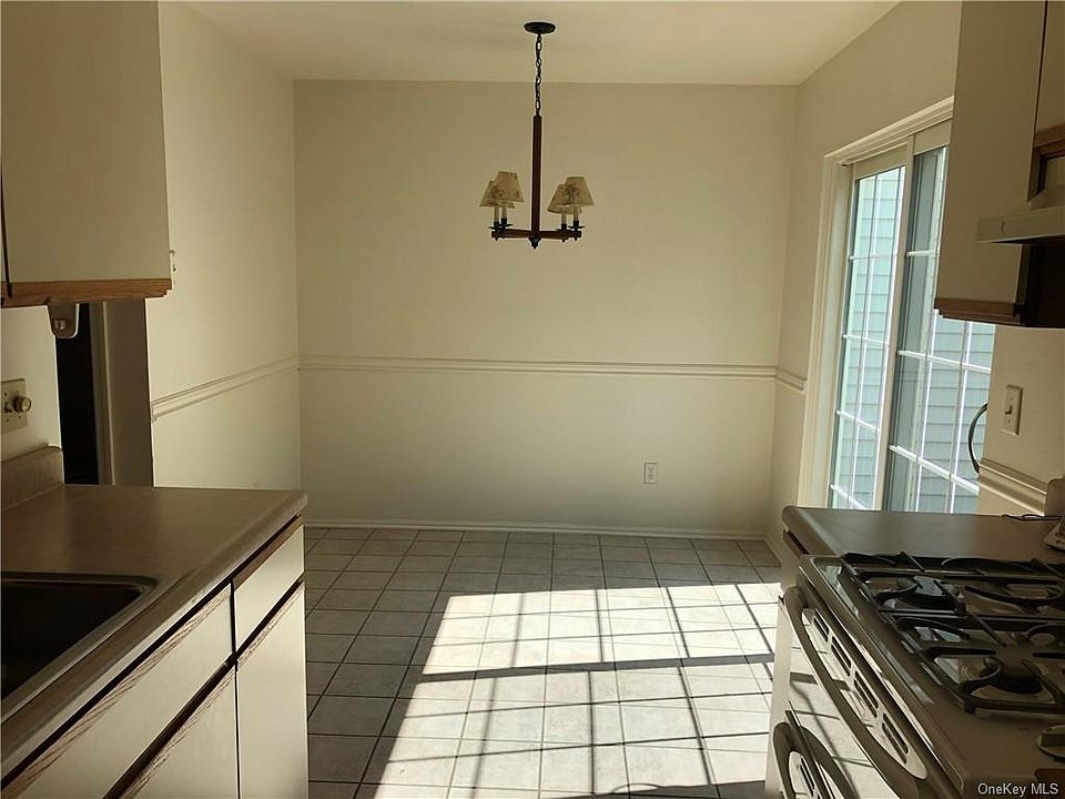 1st image of 255 Homestead Village Dr
