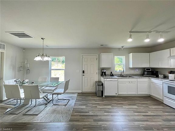 3rd image of 1770 Sandersted Village Cir