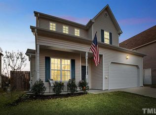 612 Prickly Pear Dr, Fuquay Varina, NC 27526