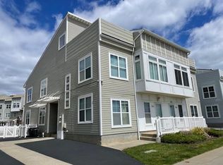 7006 Beach Front Rd, Far Rockaway, NY 11692