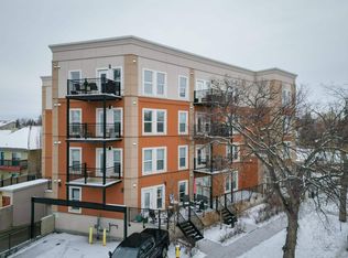 10126 144th St NW #405, Edmonton, AB T5N2T7