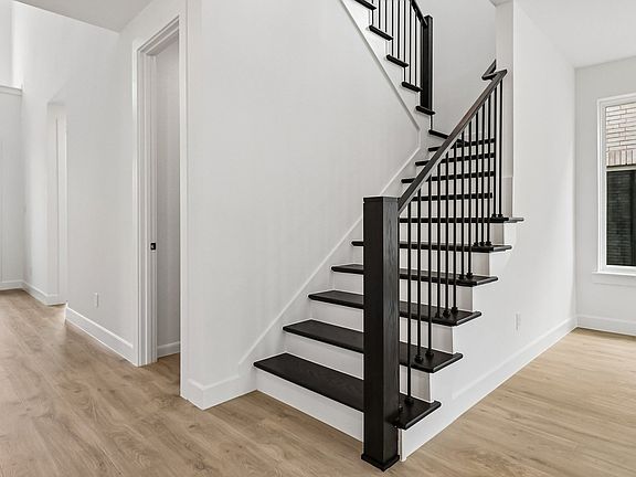 2nd image of 4701 Peary Ln