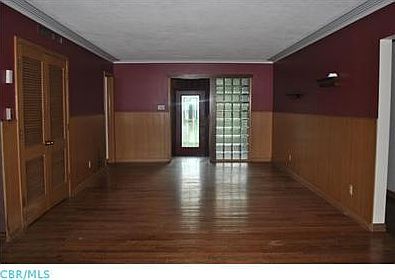5th image of 6676 Walnut Valley Dr