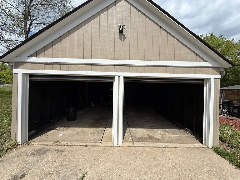 208 W Nippersink Rd — Photo 25