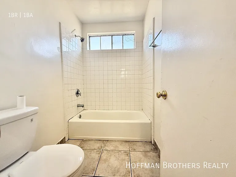 838 N Normandie Ave #8 — Photo 7