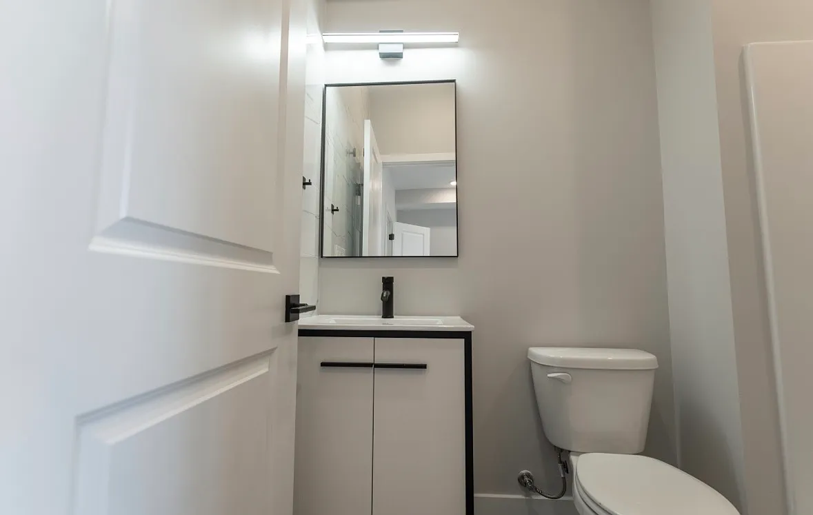 1 bed, $900 — Photo 2