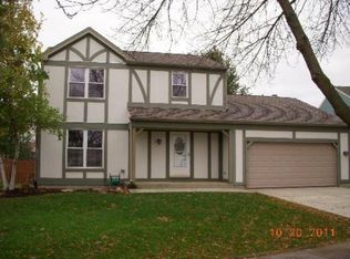 1212 Portchester Cir, Carol Stream, IL 60188
