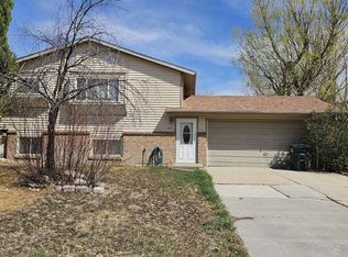 233 S Wind River Dr, Douglas, WY 82633