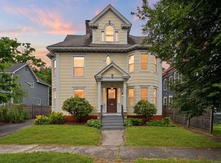 30 Beechwood Ave, Springfield, MA 01108