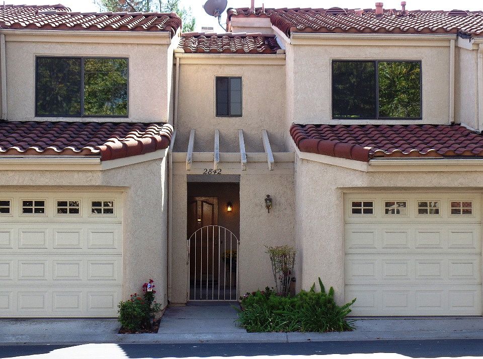 1st image of 2842 Trish Way
