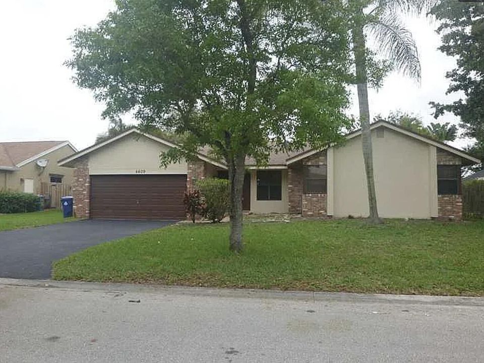 1st image of 4409 NW 112th Avenue