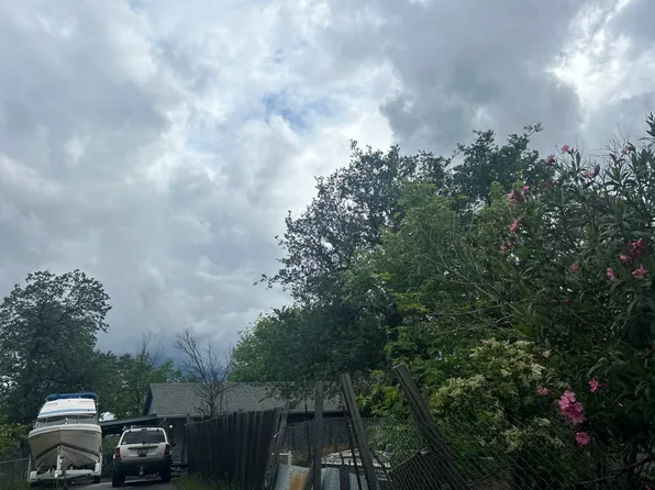 3347 Santa Rosa Way, Redding, CA 96003