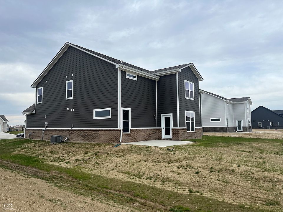 2nd image of 5531 Volanti Way