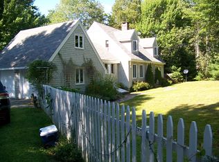 133 Rob Rd, Brooklin, ME 04616