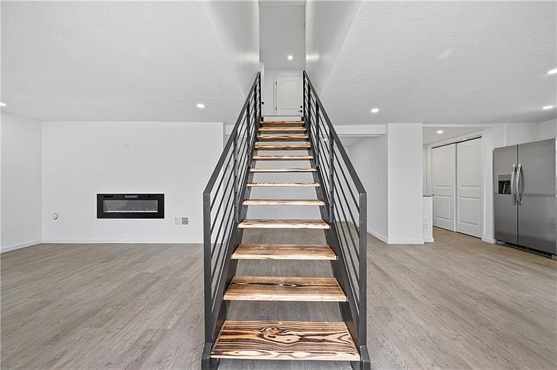 215 Wendel Rd, Irwin, PA 15642 Zillow