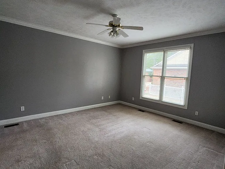 3120 Metthame Dr — Photo 9