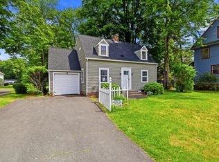 43 Elm St, East Longmeadow, MA 01028