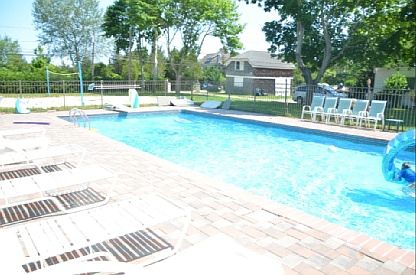 1st image of 79 Foster Ave