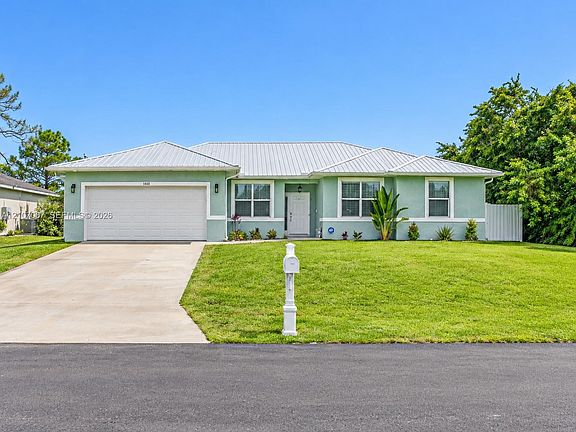 3rd image of 6016 W Joy Ct