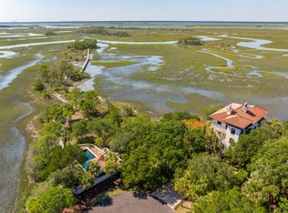 24 Seagrass Ln, Isle Of Palms, SC 29451