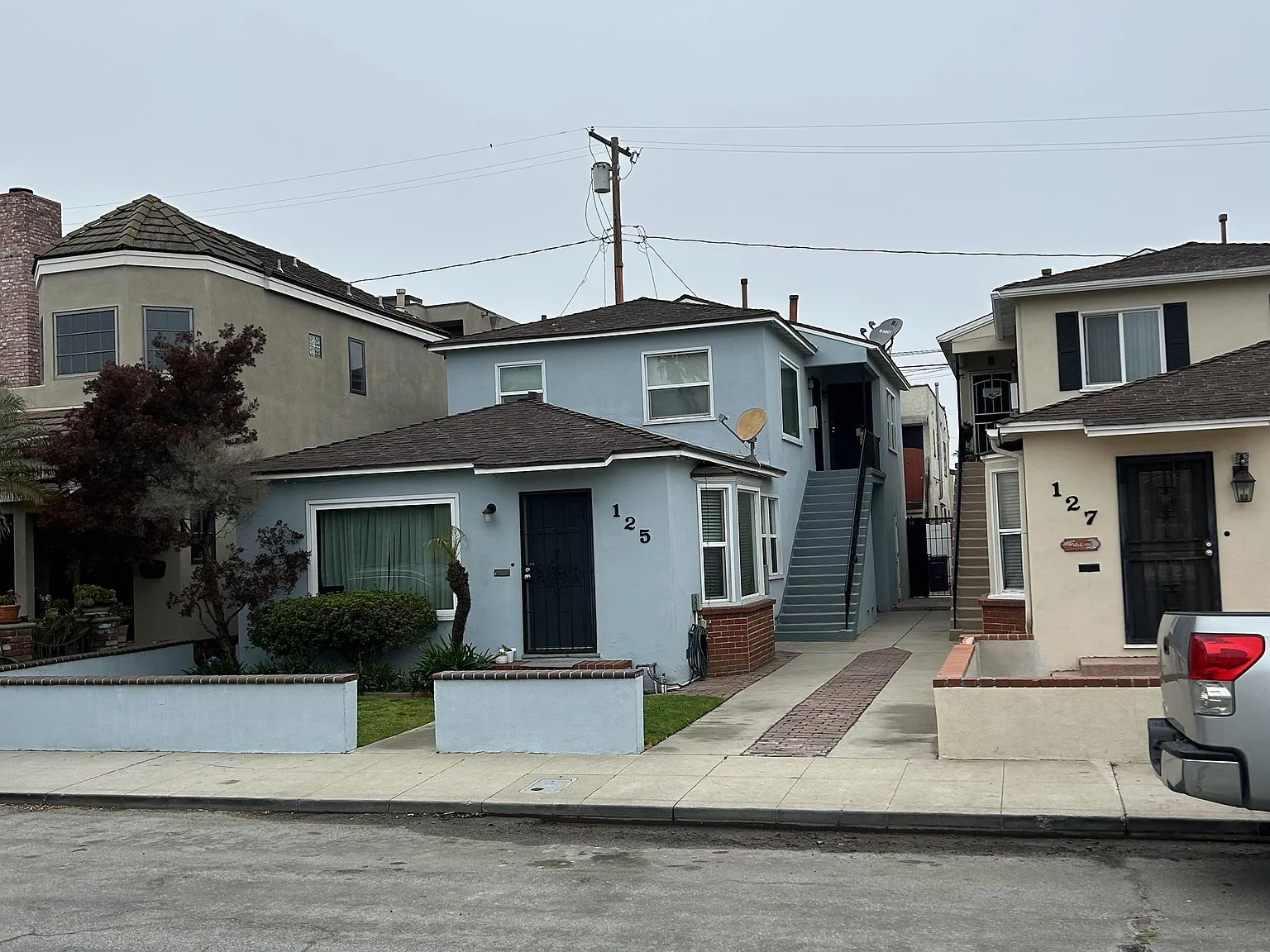 125 La Verne - Unit #2 — Photo 1
