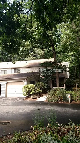 31 Farmington Chase Cres Photo 1