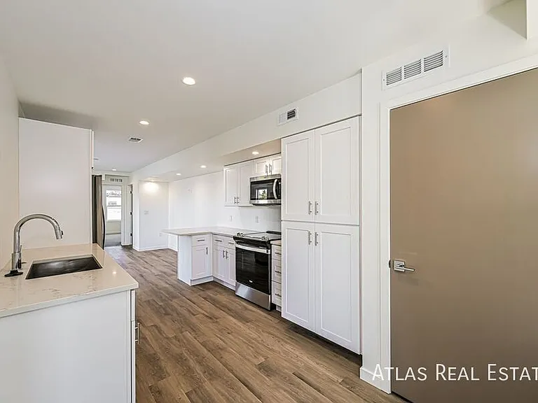 2640 S Delaware St #3 — Photo 10