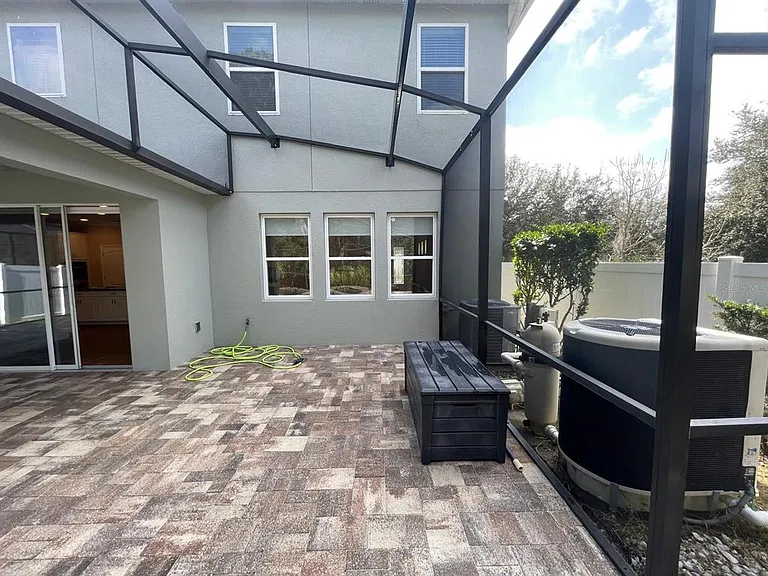 2745 Peony Dr — Photo 44