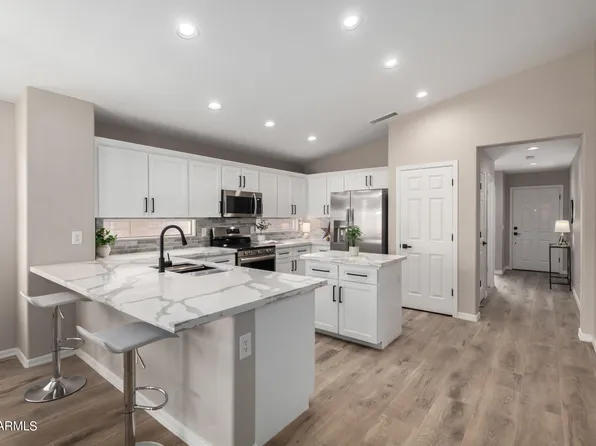 11012 W WIKIEUP Lane, Sun City, AZ 85373