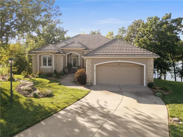 123 Teton Rdg, Lake Winnebago, MO 64034