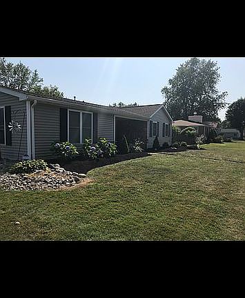 3rd image of 95 Richmond Ave