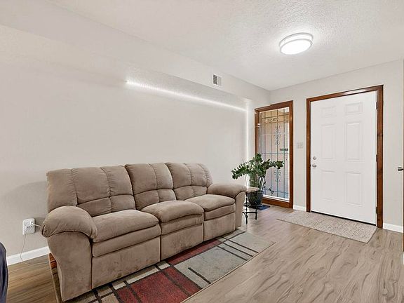 3rd image of 2838 Estrella Brillante St NW