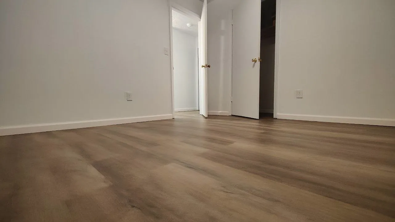 401 Duke St — Photo 2