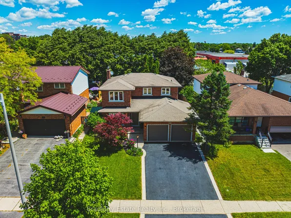 100 Chudleigh St, Hamilton, ON L8B 0B9