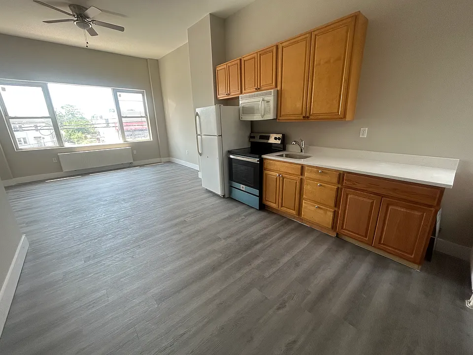 7329 W Chester Pike #2D
