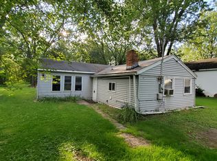 1847 S Calhoun St, Griffith, IN 46319