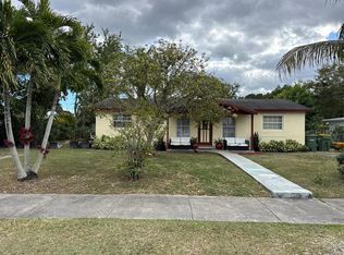 420 NW 16th St, Homestead, FL 33030