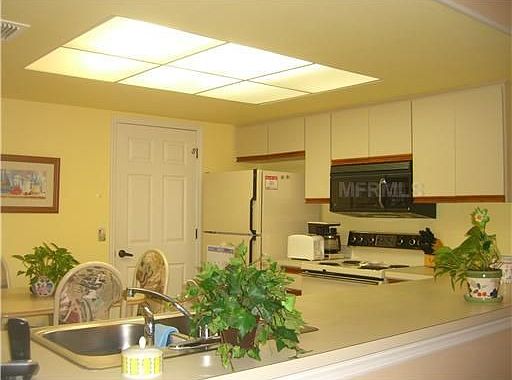 5th image of 18404 Aintree Ct