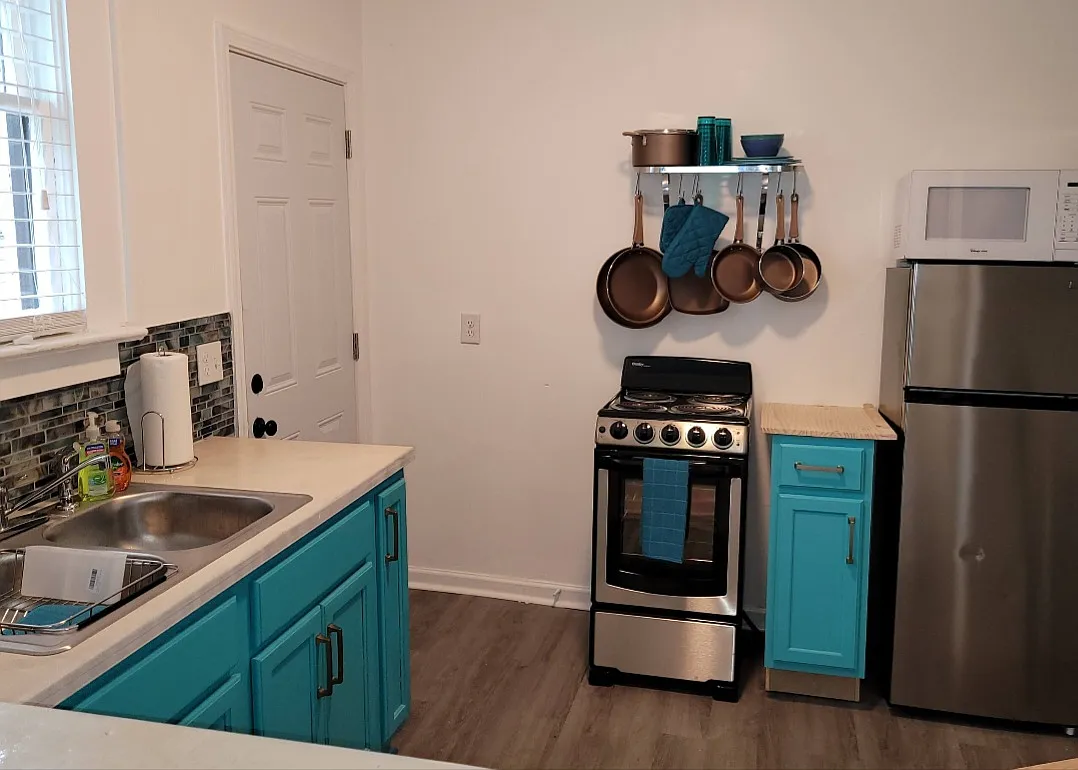 1 bed, 1000 sqft, $1,450 — Photo 2