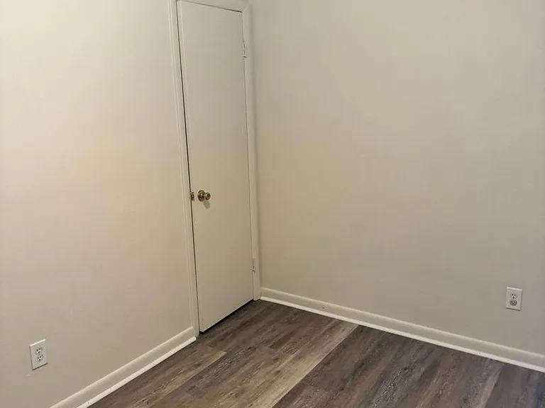 515 Ridge Ave #521 — Photo 12