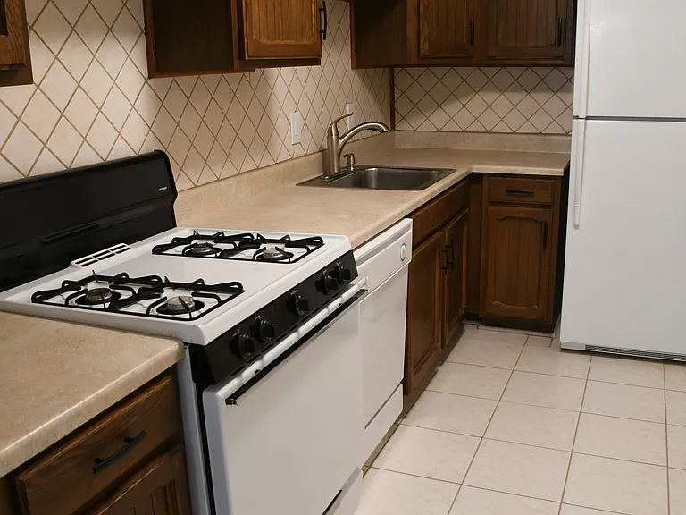 10300 Westlake Dr #301 — Photo 5